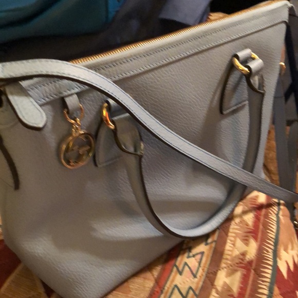 Gucci convertible with strap - Picture 11 of 13